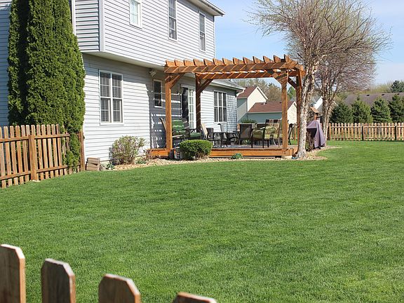 3rd image of 51293 Bridlewood Ct