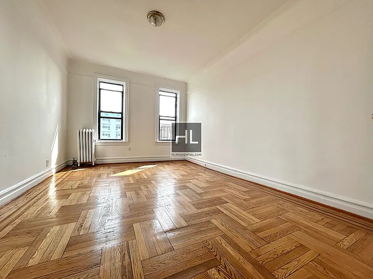 2013 83rd St #D1 — Photo 17
