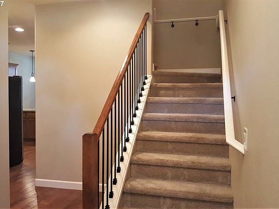 2nd image of 7416 NE 58th Way