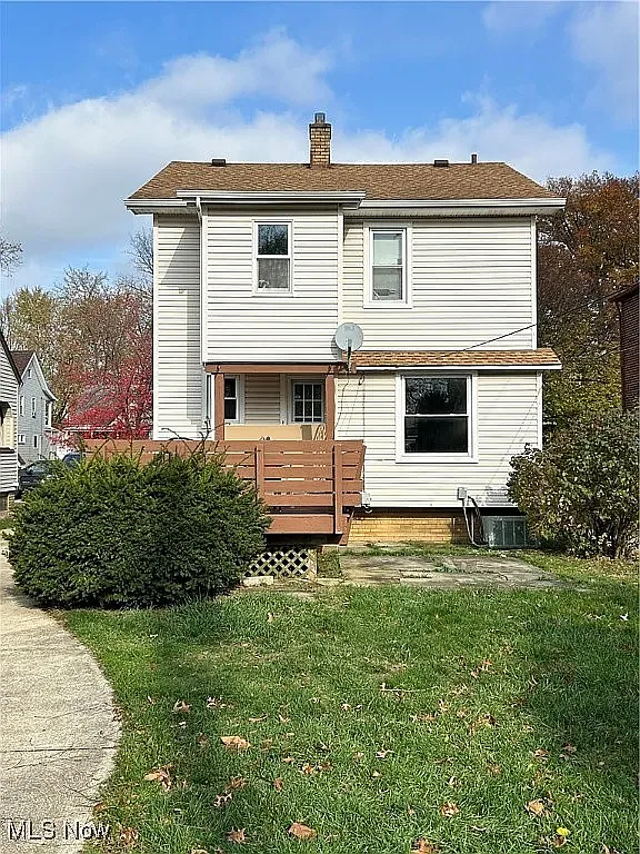 3 bed, 1.5 bath, 1884 sqft, $2,150 — Photo 2