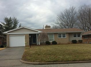 153 Elder Ln, Decatur, IL 62522