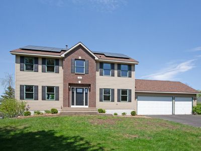 761 Country Lakes Dr, Lino Lakes, MN, 55014