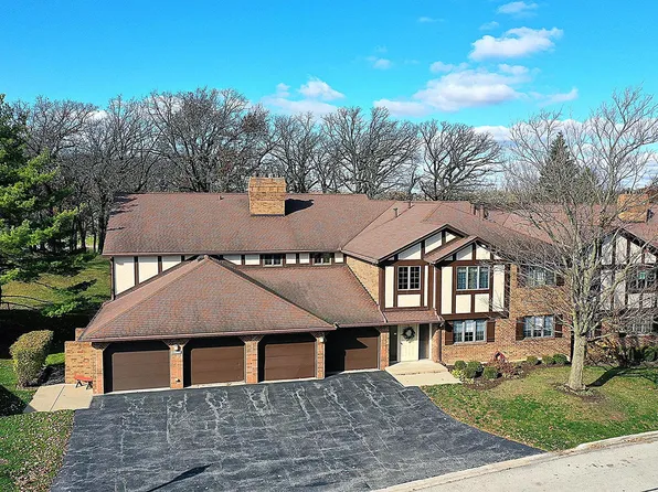 13210 S Oak Ridge Trl APT 2B, Palos Heights, IL 60463