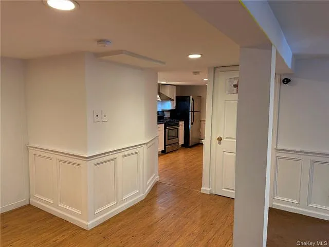 19 Laurel St — Photo 4