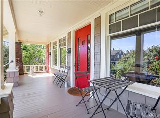 2210 N 42nd St APT A, Seattle, WA 98103