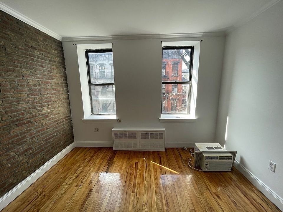 1st image of 158 Stanton St APT 4A