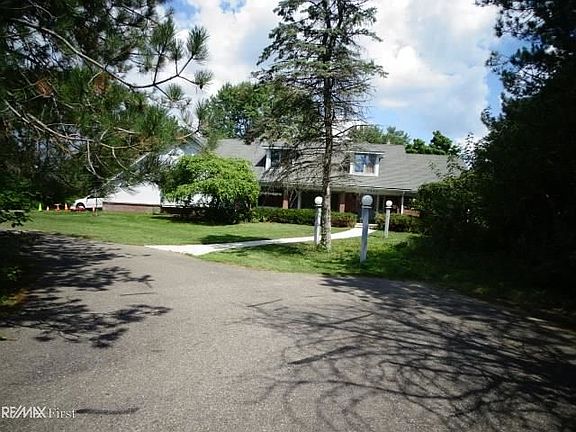 4th image of 5570 Harlowe Dr