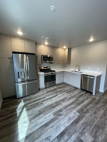 247 New Ventures Dr #D Photo 1