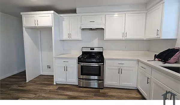 5 bed, 2302 sqft, $4,000 — Photo 3