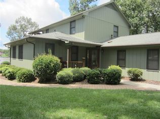 512 Riverwood Dr, Lexington, NC 27292