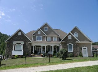 85 Sarah Ln, Madison, WV 25130