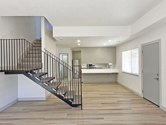 4th image of 5994 Lake Crest Way APT 1