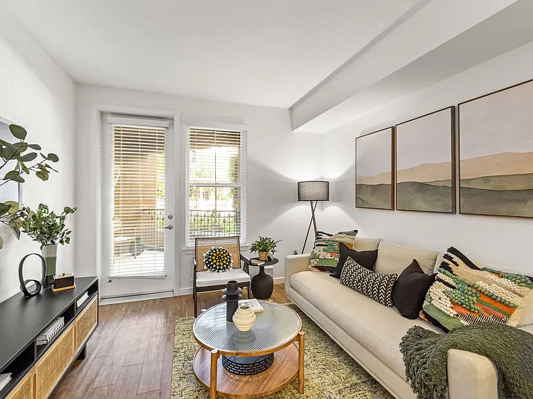 Amalfi Apartments — Photo 10