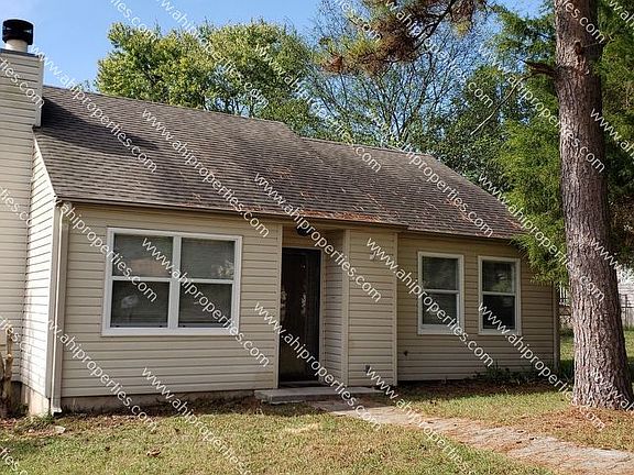 3rd image of 13936 Wyandotte Dr SW