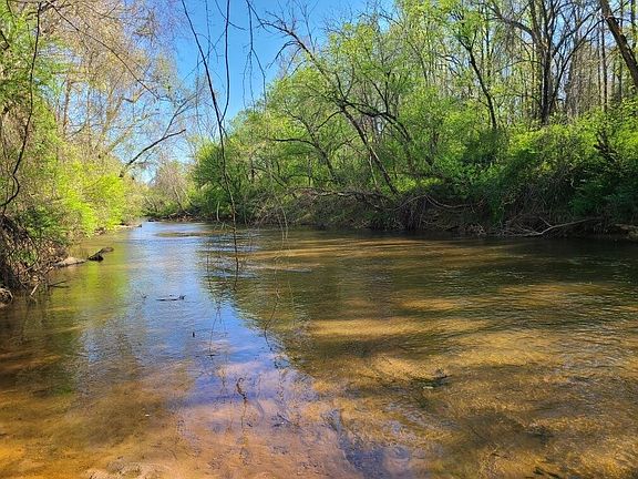 3rd image of 10938 Reidville Rd