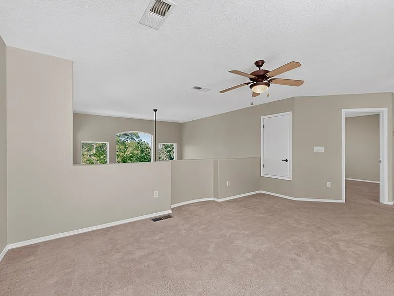 13208 Sentinal Ct NE — Photo 22