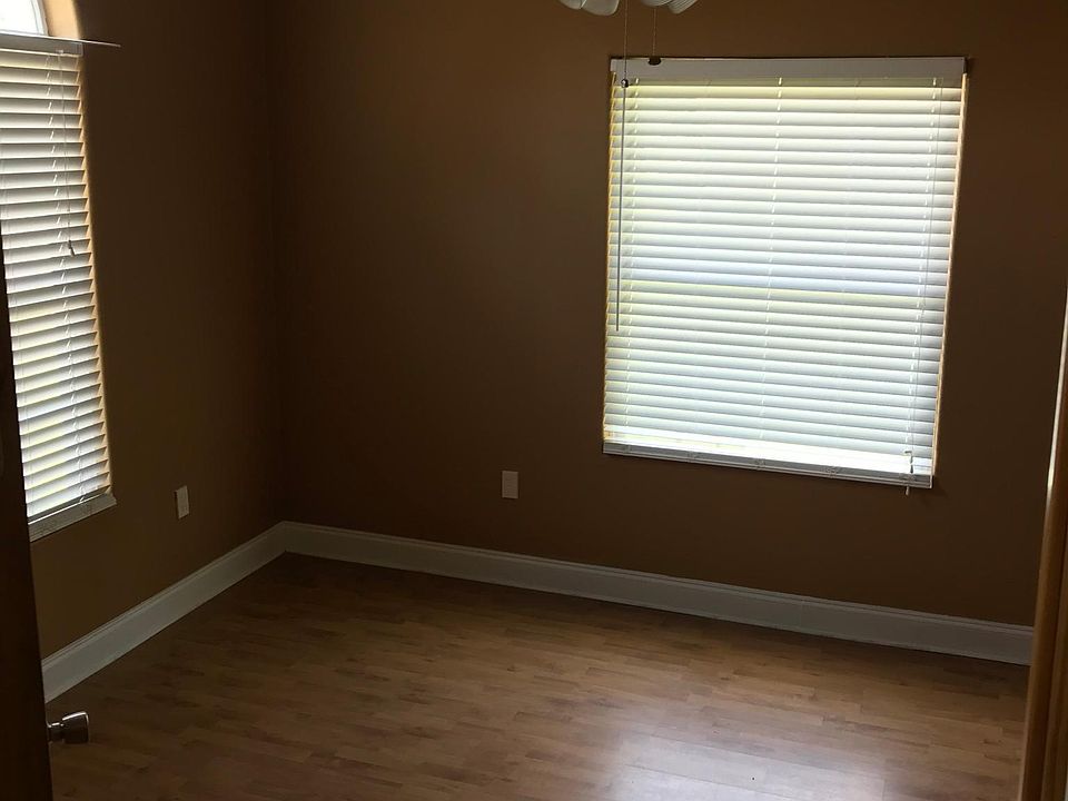 1st image of 20196 Belle Vue Cir