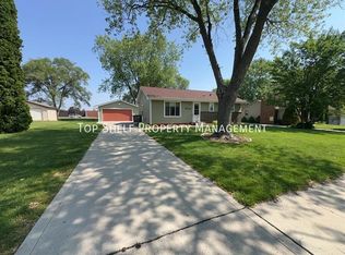 5234 Jennifer Dr, Pleasant Hill, IA 50327