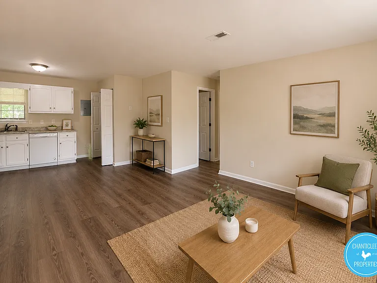 508-512 East Harden Street — Photo 14