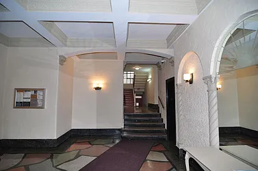 Rented by CENTURY 21 Sunny Gardens Realty, Inc.