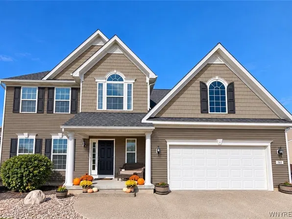 165 Windham Ln, Grand Island, NY 14072
