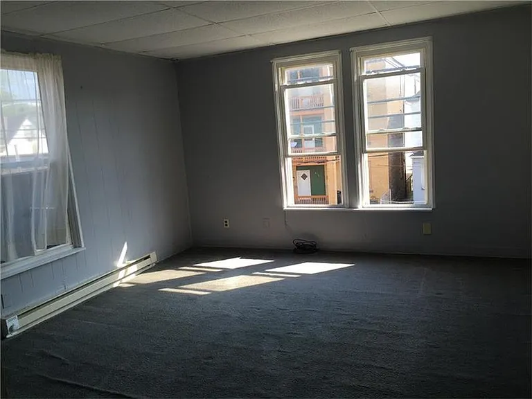 211 Bessemer Ave #2 — Photo 6