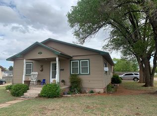 923 Oak Ave, Woodward, OK 73801