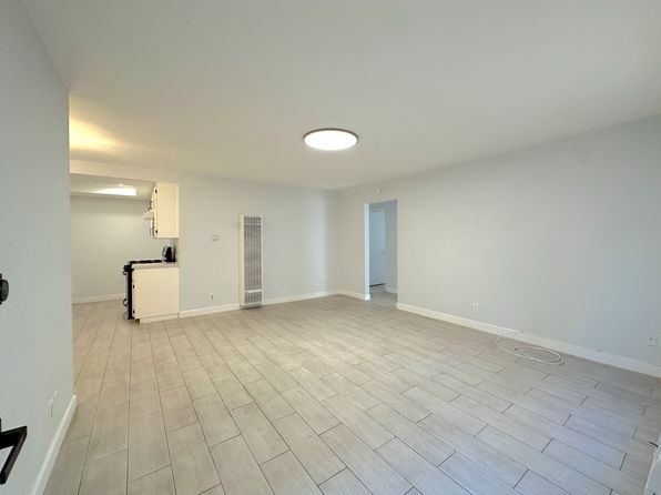 21828 Belshire Ave Unit 15