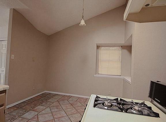 4th image of 1713 Victor Lopez Dr