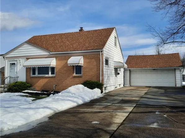 161 Beyer Dr, Tonawanda, NY 14150