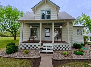 1115 E 4th St, Stromsburg, NE 68666