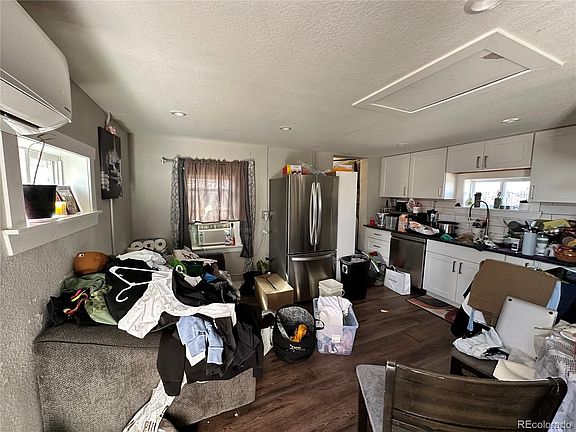 5th image of 3392 W Exposition Avenue