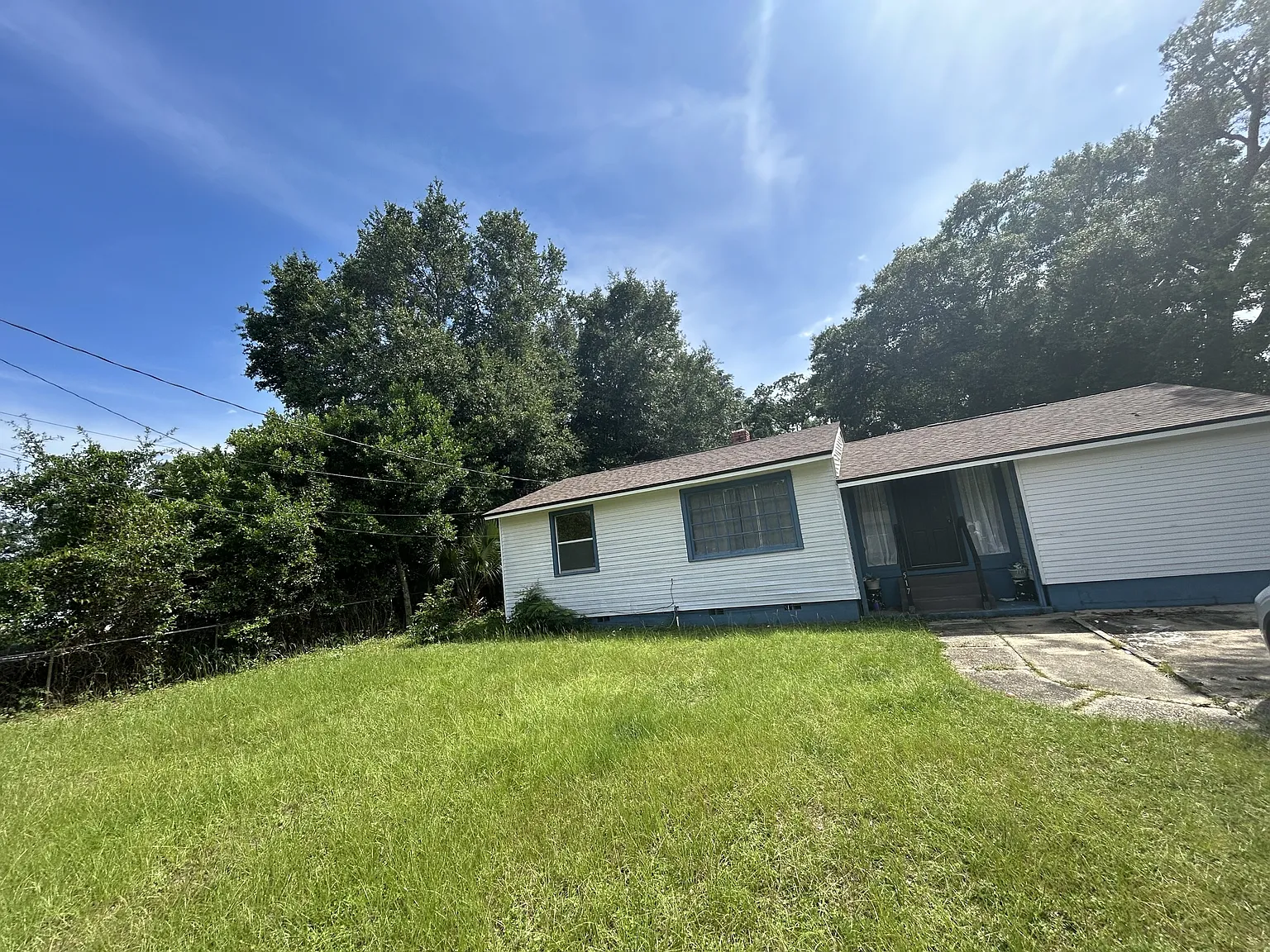 517 Lakewood Road - 1 — Photo 1