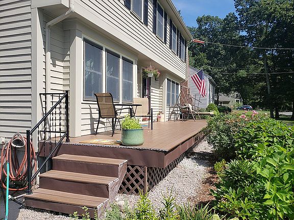 Front deck