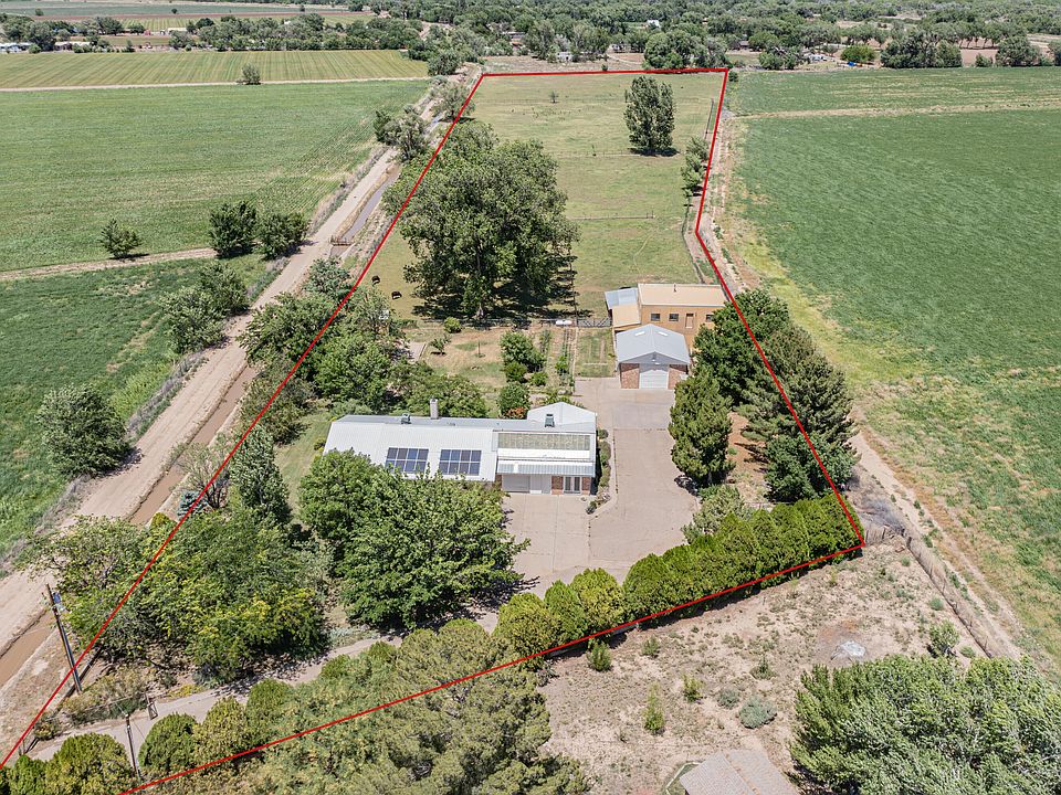 1st image of 901 Duggins Ln