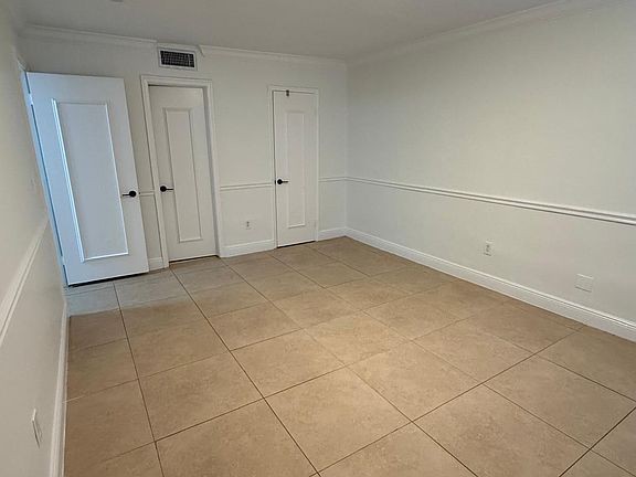 Bedroom 1 - Master