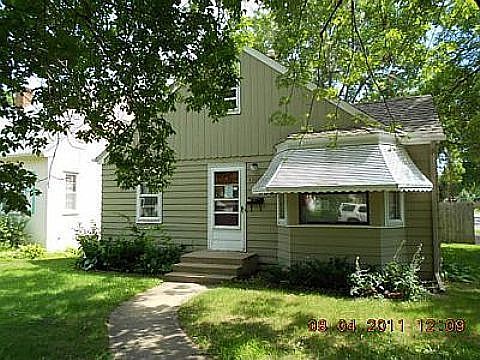 2nd image of 4300 Irving Ave N