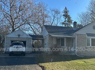 1320 Wilson Dr, Brookfield, WI 53005