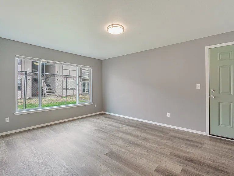 4028 S Lawrence St #H — Photo 11