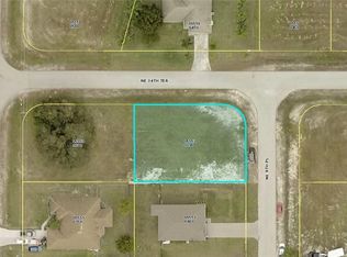 3412 NE 8th Place Cpe, Coral, FL 33909