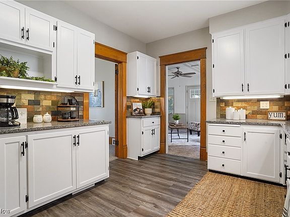 3rd image of 167 Brooklyn Ave