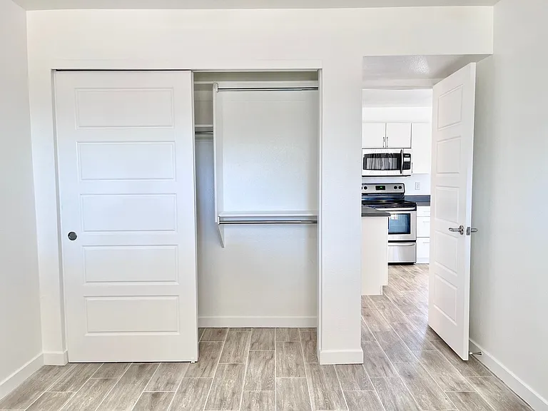 4140 N 10th St #5 — Photo 19