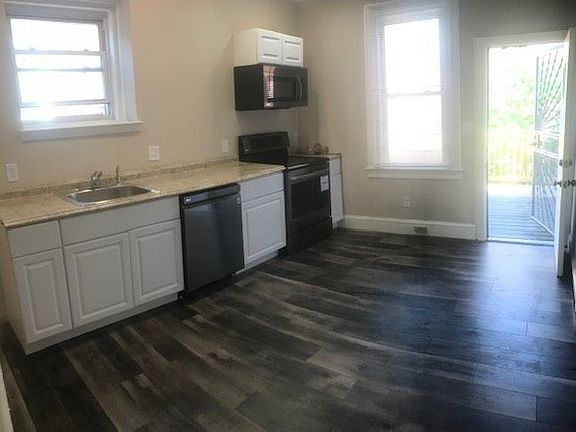 5th image of 4529 Baltimore Ave