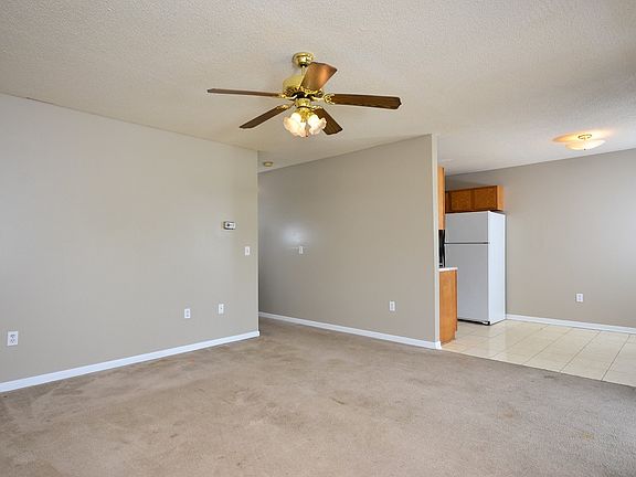 4th image of 1410 Vernon St APT 4