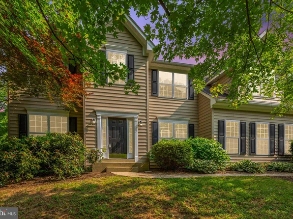 9820 Worman Dr, King George, VA 22485