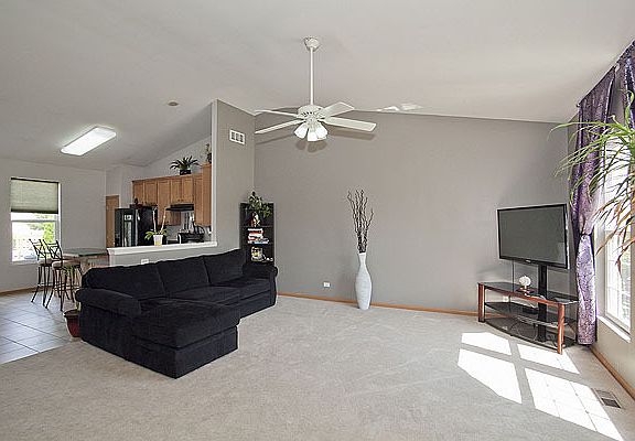 5th image of 11851 Presley Cir