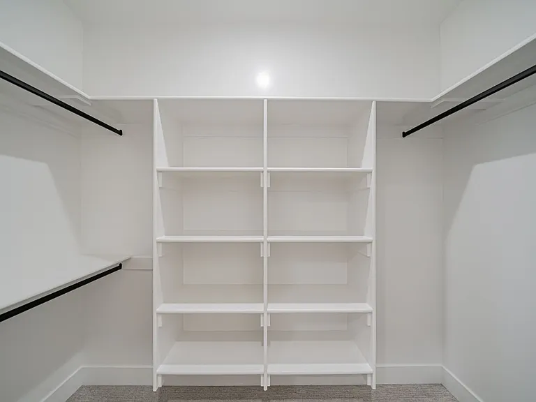 1668 Weatherwood Dr — Photo 13