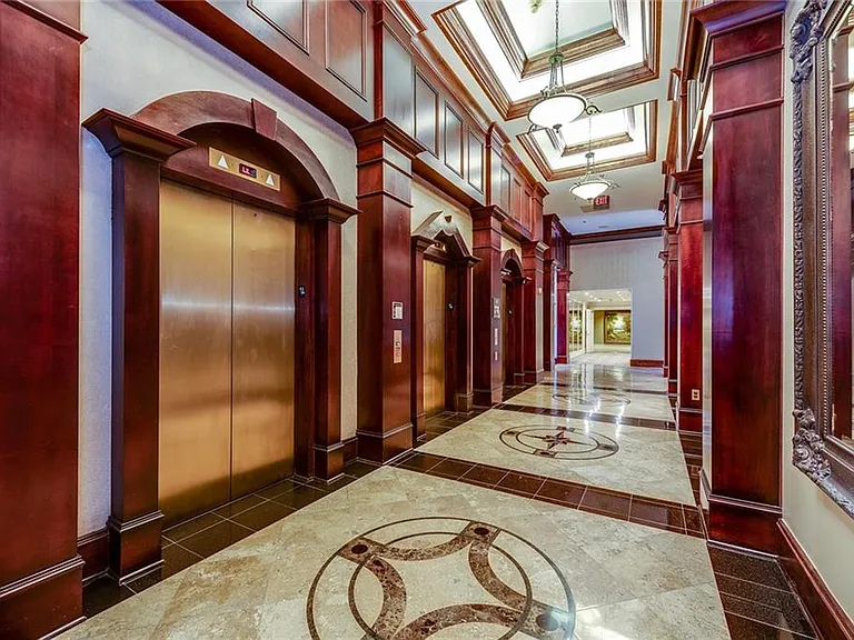 3334 Peachtree Rd NE #1902 — Photo 45