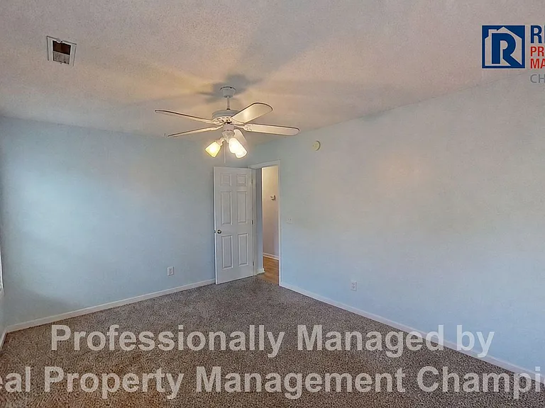 7410 Milan Ct — Photo 11