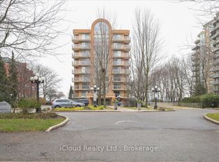 2210 Lakeshore Rd #805, Burlington, ON L7R4J9